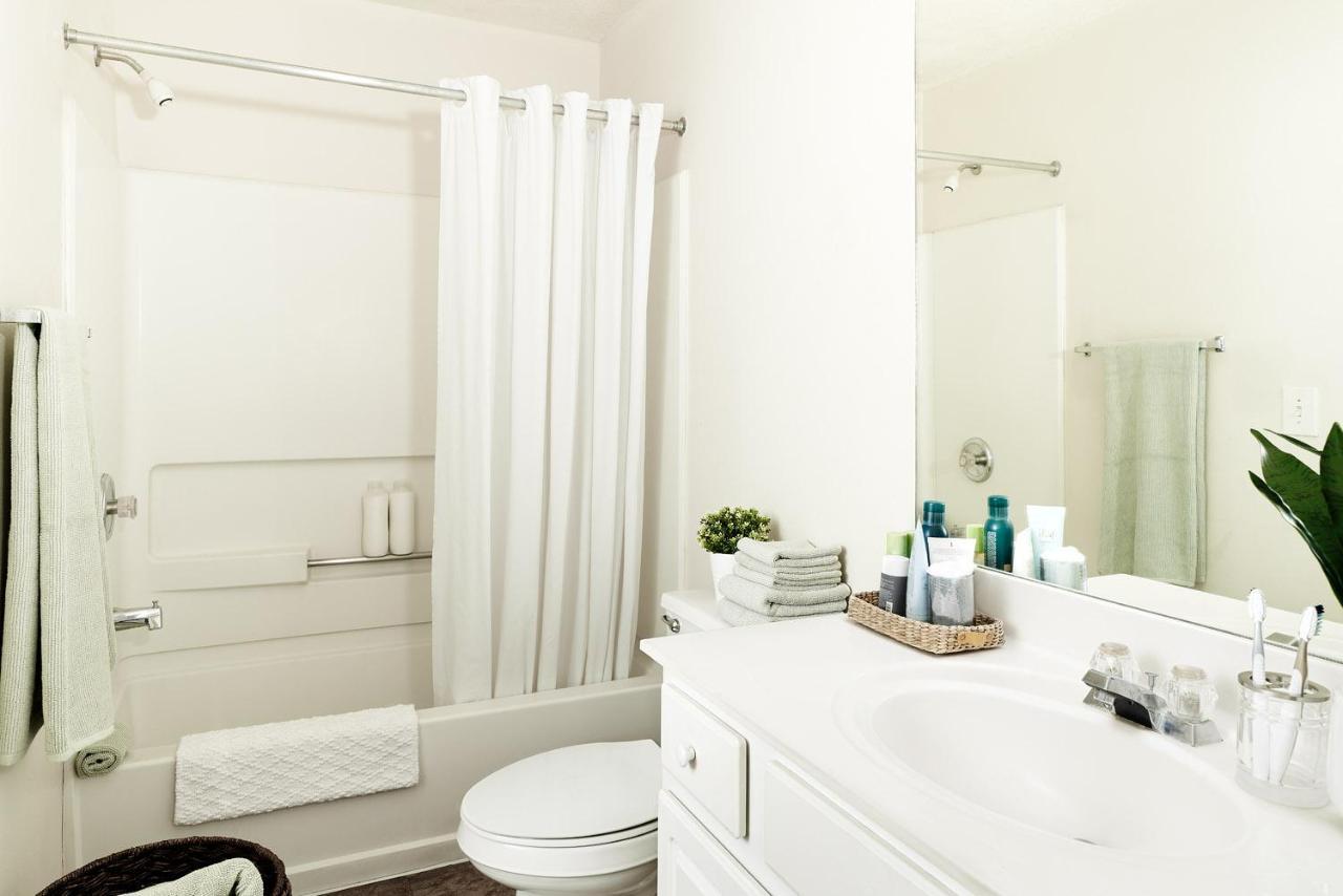 Intown Suites Extended Stay Richmond Va - Мидлотиан Екстериор снимка